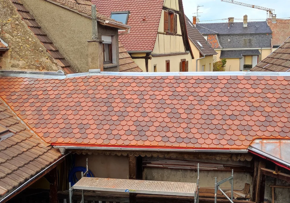 Avec Des Scies Charpente Neudorf Couverture
