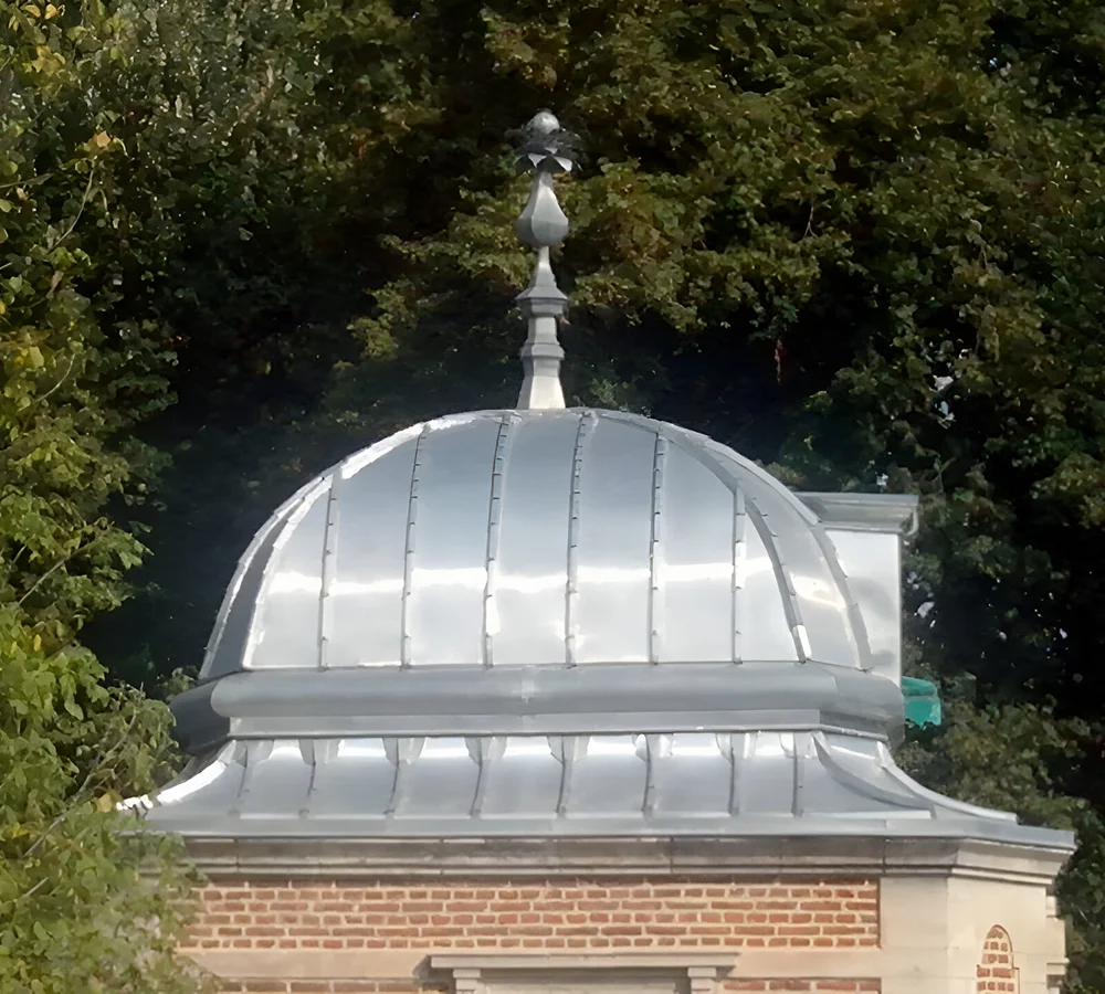 Avec Des Scies Charpente Neudorf Couvreur Zingueur 2